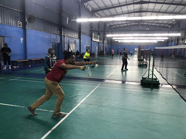 Aktiviti Bersukan Badminton